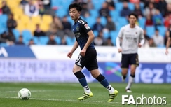 Sếp Gangwon khẳng định không chiêu mộ Xuân Trường để kiếm tiền