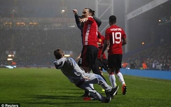 Ibra cứu rỗi, M.U nhọc nhằn giành vé vào tứ kết FA Cup