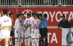 Tin bóng đá tối 11/4: HAGL nhận án phạt sau trận thua Thanh Hóa