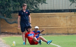 Tin bóng đá tối 5/5: U22 VN thiệt quân; hồi kết vụ cắt gân