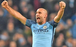 Tin bóng đá tối 15/5: MU bị đá xoáy; "Messi mới" lỡ World Cup