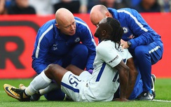 Tin bóng đá tối 16/10: Chelsea nhận hung tin; Mourinho kìm hãm Lukaku