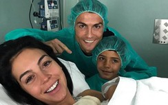 Ronaldo tậm tịt sân to, lập poker sân nhỏ
