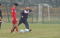 Tin bóng đá tối 23/12: Mr Park “bẽ mặt”; Guardiola “mèo khóc chuột”