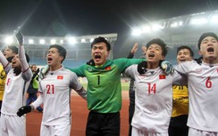 "Choáng" với bí quyết bắt phạt đền của thủ môn Tiến Dũng