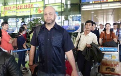 Võ sư Tuấn “hạc” sẵn sàng tỉ thí, Flores lộ rõ bản chất