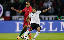 Ronaldo ghi bàn không tưởng khiến “máy dội bom” Ngoại hạng Anh ôm hận