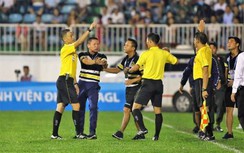 Chuyện thật như đùa ở trận Hà Nội vs HAGL