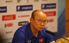 HLV Park Hang-seo kéo học trò trở lại mặt đất sau chức vô địch