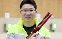 HLV Park Hang-seo gặp vị khách đặc biệt trước trận Việt Nam - Philippines