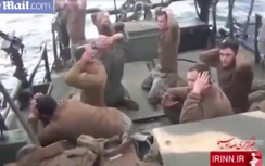 Mỹ nổi giận vì thủy thủ quỳ gối trước binh sĩ Iran