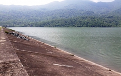 Hà Tĩnh: Nam sinh lớp 10 tử vong dưới hồ nước Xuân Hoa