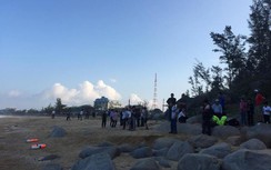 Hai học sinh lớp 8 mất tích khi tắm biển Thiên Cầm
