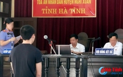 Đi tù vì trộm con gà trống nặng 1,5 kg để nấu cháo