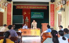 Hà Tĩnh: Về tận xóm tuyên truyền, ký cam kết ATGT đường thủy