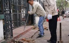 Hải Phòng: Dùng xe thang, máy cắt phá dỡ vi phạm vỉa hè