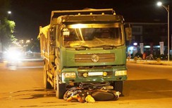 Va chạm với xe tải, một y sĩ quân y nguy kịch