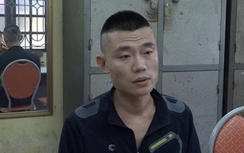 Khởi tố đối tượng tàng trữ vũ khí quân dụng