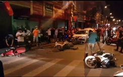 Ô tô "điên" gây tai nạn liên hoàn, nhiều người nhập viện