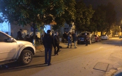 Nghi can chém hàng xóm treo cổ chết ở bệnh viện tâm thần