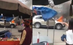 Đang chạy trên đường, ô tô 7 chỗ bất ngờ bốc cháy