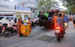 Ám ảnh xe rác gây mất ATGT ở TP.HCM