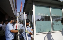 Ông Đoàn Ngọc Hải yêu cầu tháo dỡ vọng gác ngân hàng