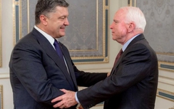 Ông McCain thúc Mỹ cấp vũ khí cho Ukraine đối chọi quân ly khai