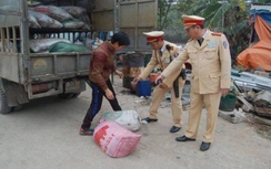 Hơn 2 tấn mỡ bẩn từ Bắc Ninh tuồn về Hà Nội