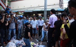 Dẹp vỉa hè, Phó Chủ tịch bị quỳ lạy chống đối