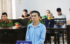 Níu kéo tình cảm không thành, chồng dùng dao giết vợ tại tòa