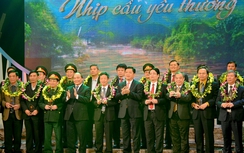 “Nhịp cầu yêu thương” kết nối vùng sâu, vùng xa