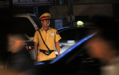 CSGT Quảng Ninh thức trọn đêm điều tiết giao thông Carnaval