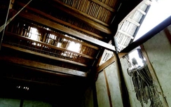 5 ngôi nhà thủng mái, nhiều người bị thương vì nổ mìn phá đá