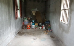 Thảm án Quảng Ninh: Cận cảnh dấu tay, chân nghi là của thủ phạm