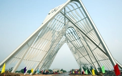 Khánh thành cổng chào hoành tráng nhất Việt Nam