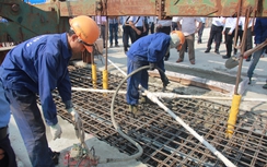 Hợp long cầu lớn nhất tuyến cao tốc Hạ Long - Vân Đồn