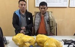 Đối tượng buôn ma túy hung hãn lao thẳng xe máy vào công an