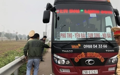 Nữ hành khách xách hơn 100kg pháo đi tiêu thụ