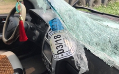 Ô tô chủ tịch xã đâm 4 học sinh hết hạn kiểm định