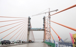 Chậm tiến độ, một nhà thầu bị loại khỏi dự án cầu Bạch Đằng