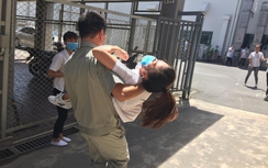 Quảng Ninh: Công nhân bị ngất hàng loạt khi đang làm việc