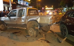 Video: Khoảnh khắc xe ôtô nghi CSGT điều khiển gây tai nạn liên hoàn