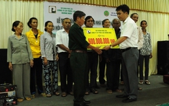 Phúc Lộc Quảng Ngãi trao tặng nhà tình nghĩa cho cựu TNXP