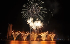 Đà Nẵng "nóng hầm hập" với ... pháo hoa quốc tế