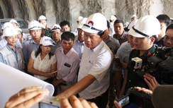 Bộ trưởng Thăng: Phạt không cho thu phí một năm nếu chậm tiến độ