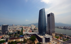 Hơn 1.000 cán bộ khu hành chính ăn cá vào bữa trưa