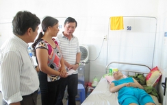 Hỗ trợ các nạn nhân vụ “xế hộp” đấu đầu với xe khách