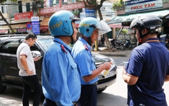 TTGT Đà Nẵng mật phục, bắt nóng 2 xe HAV đón khách lẻ