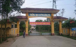 Hai nữ sinh lớp 9 đánh bạn cùng trường gây xôn xao ở Huế